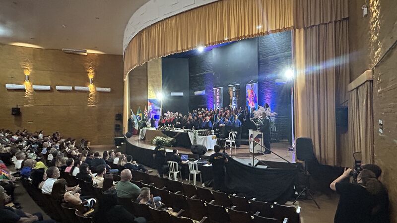 Imagem da notícia FUNEPE celebra festivas de colações de grau turmas 2024