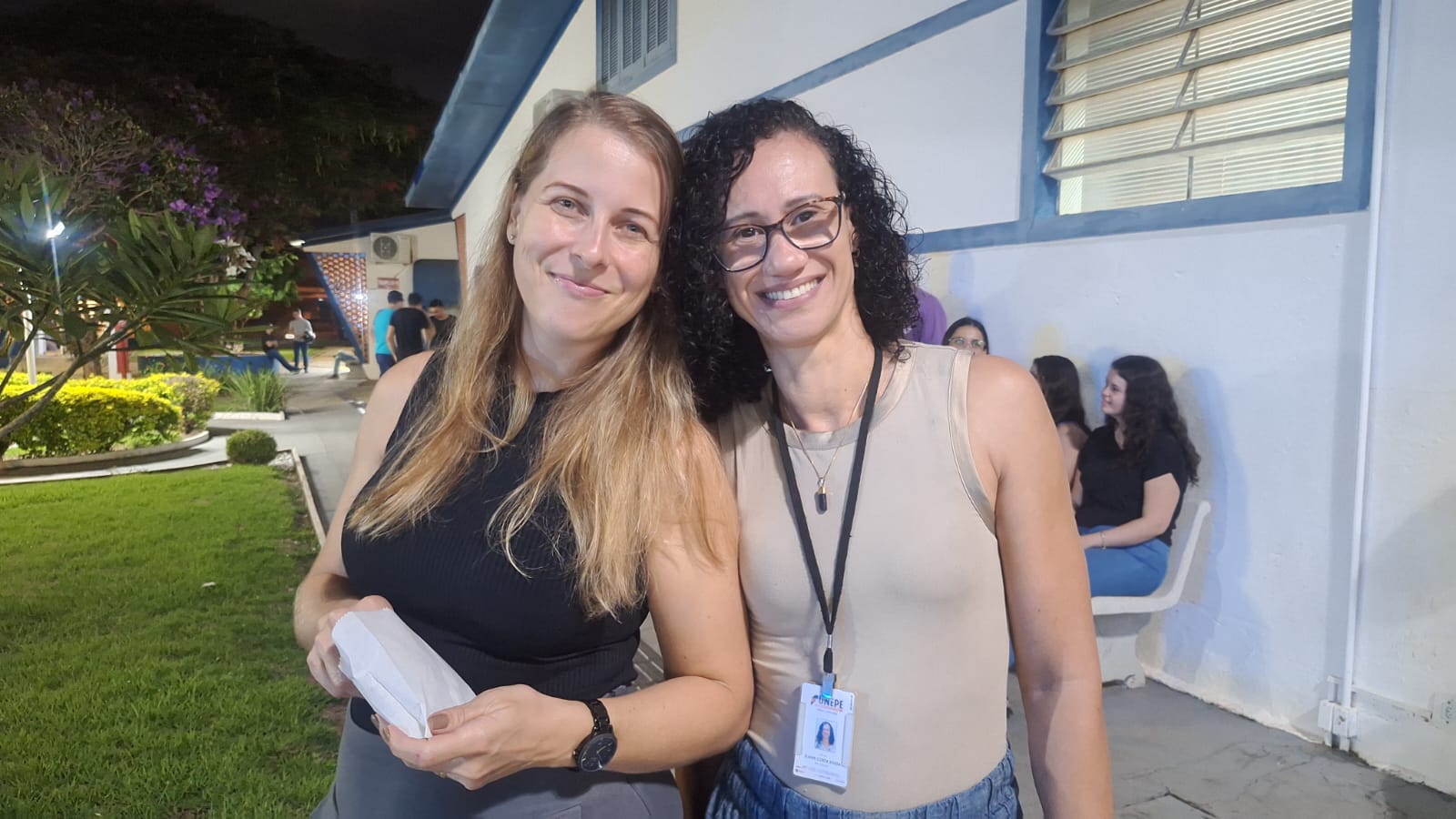 Imagem da notícia Show de volta às aulas da FUNEPE anima o Campus I com a dupla Evandro e Juninho