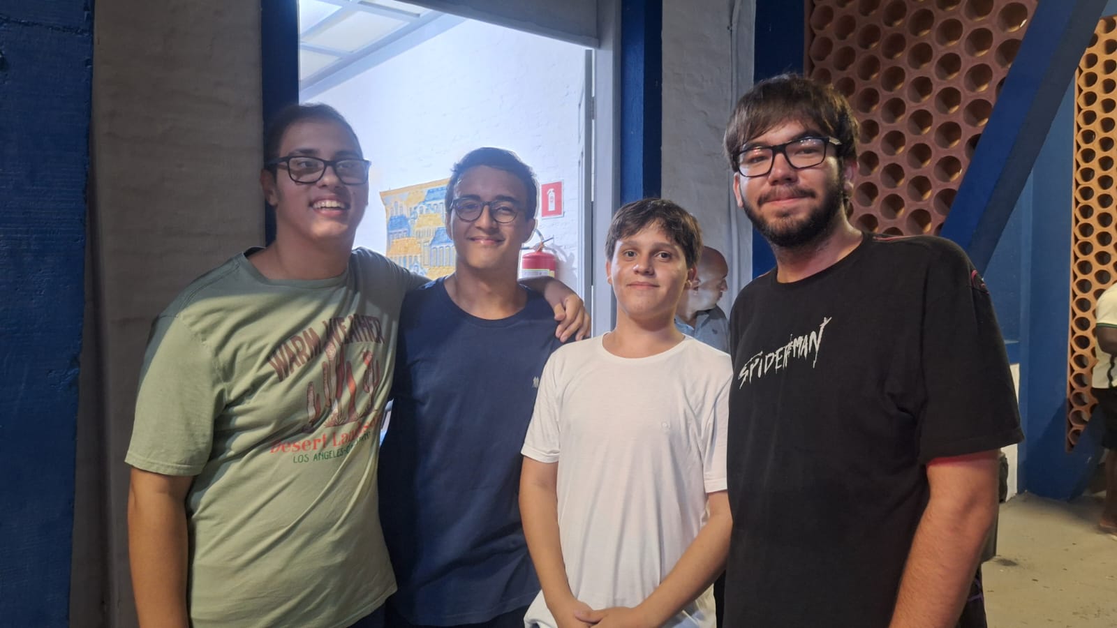 Imagem da notícia Show de volta às aulas da FUNEPE anima o Campus I com a dupla Evandro e Juninho