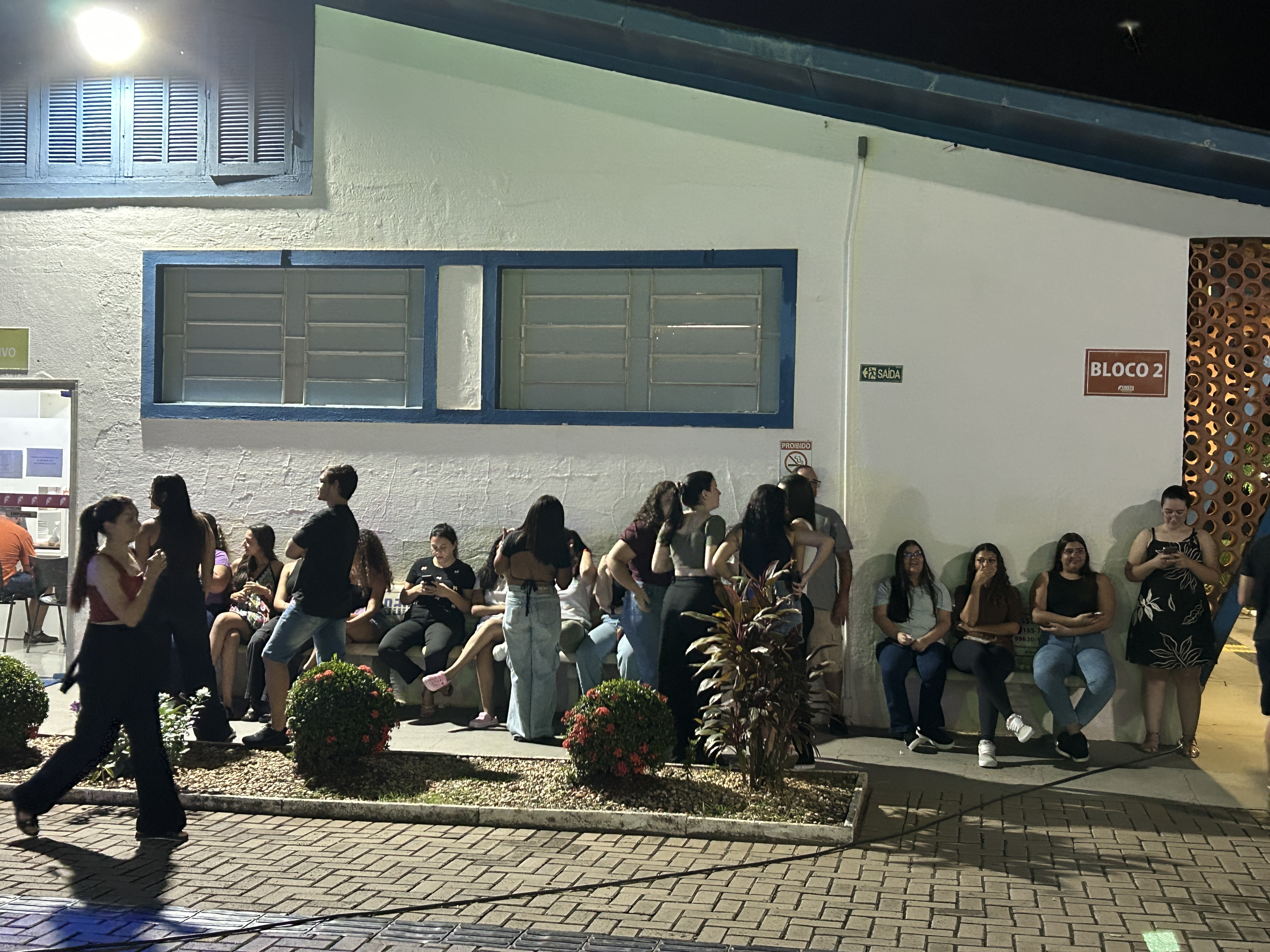Imagem da notícia Show de volta às aulas da FUNEPE anima o Campus I com a dupla Evandro e Juninho