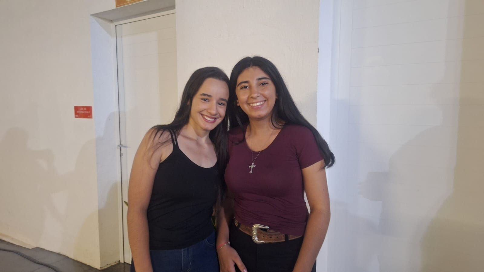 Imagem da notícia Show de volta às aulas da FUNEPE anima o Campus I com a dupla Evandro e Juninho
