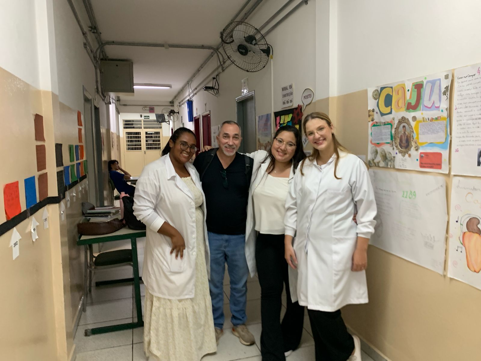 Imagem da notícia Estudantes de Enfermagem realizam ação educativa na EE Profª Joana Helena de Castilho Marques
