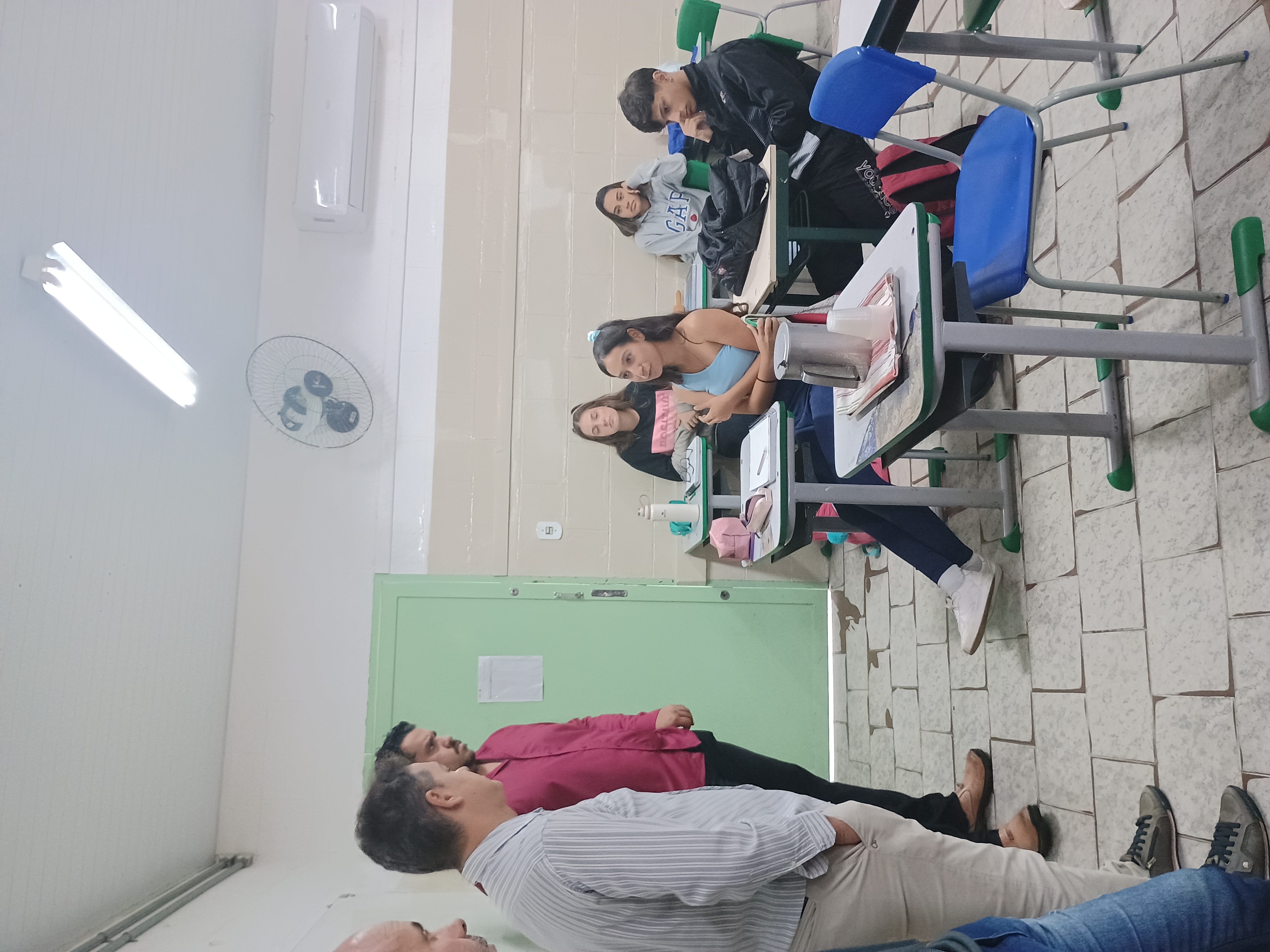 Imagem da notícia Bate-Papo FUNEPE - projeto inspira estudantes sobre carreira profissional na Escola Ester Eunice