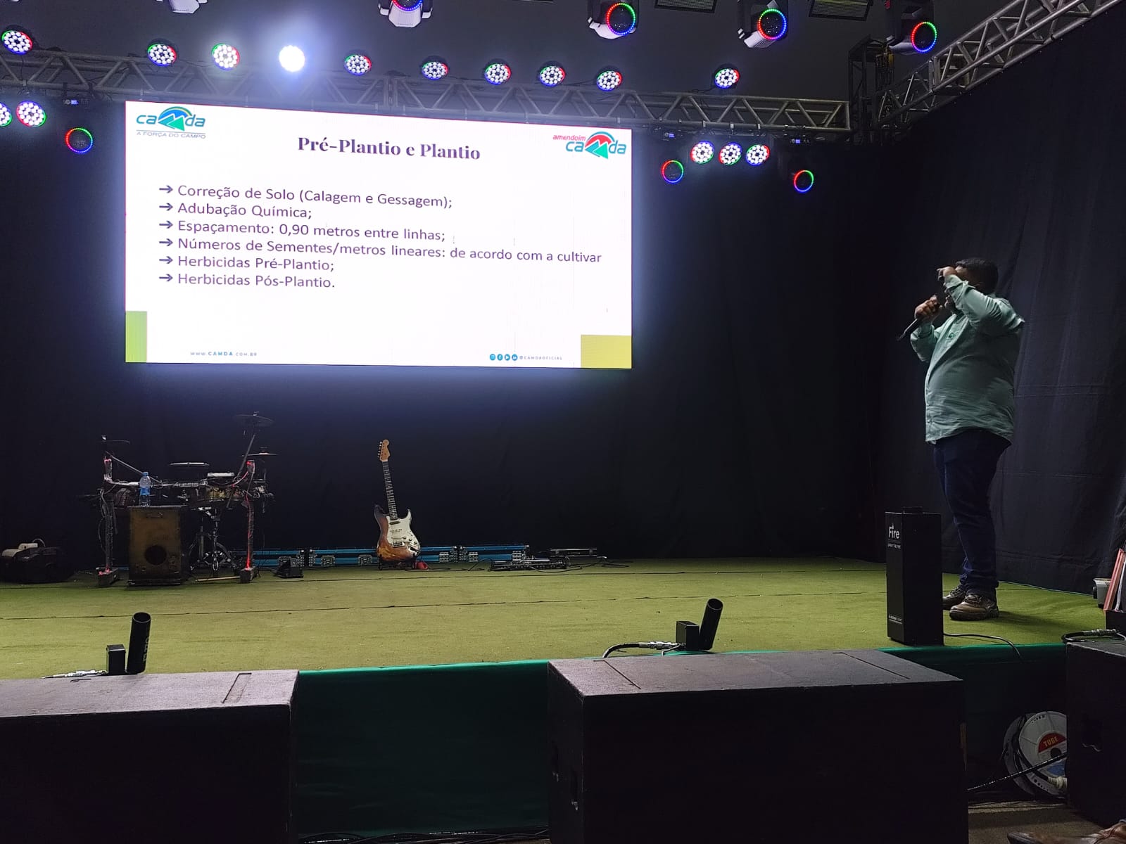 Imagem da notícia Curso de Engenharia Agronômica participa da 7ª Feira do Agronegócio