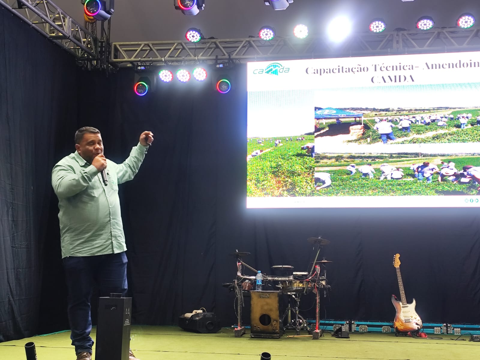 Imagem da notícia Curso de Engenharia Agronômica participa da 7ª Feira do Agronegócio