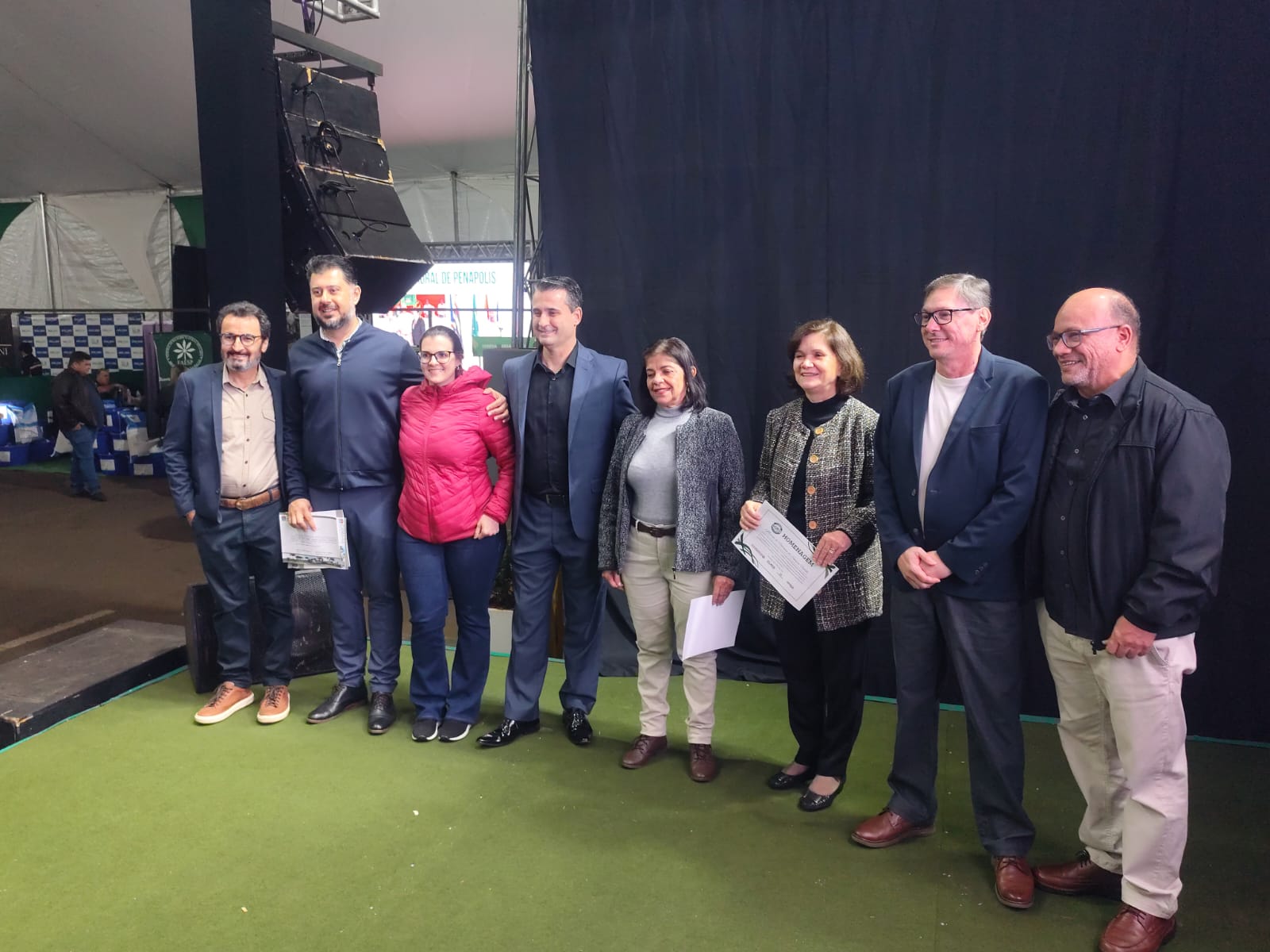 Imagem da notícia Homenagem FUNEPE • Confira o segundo dia da 7ª Feira do Agronegócio