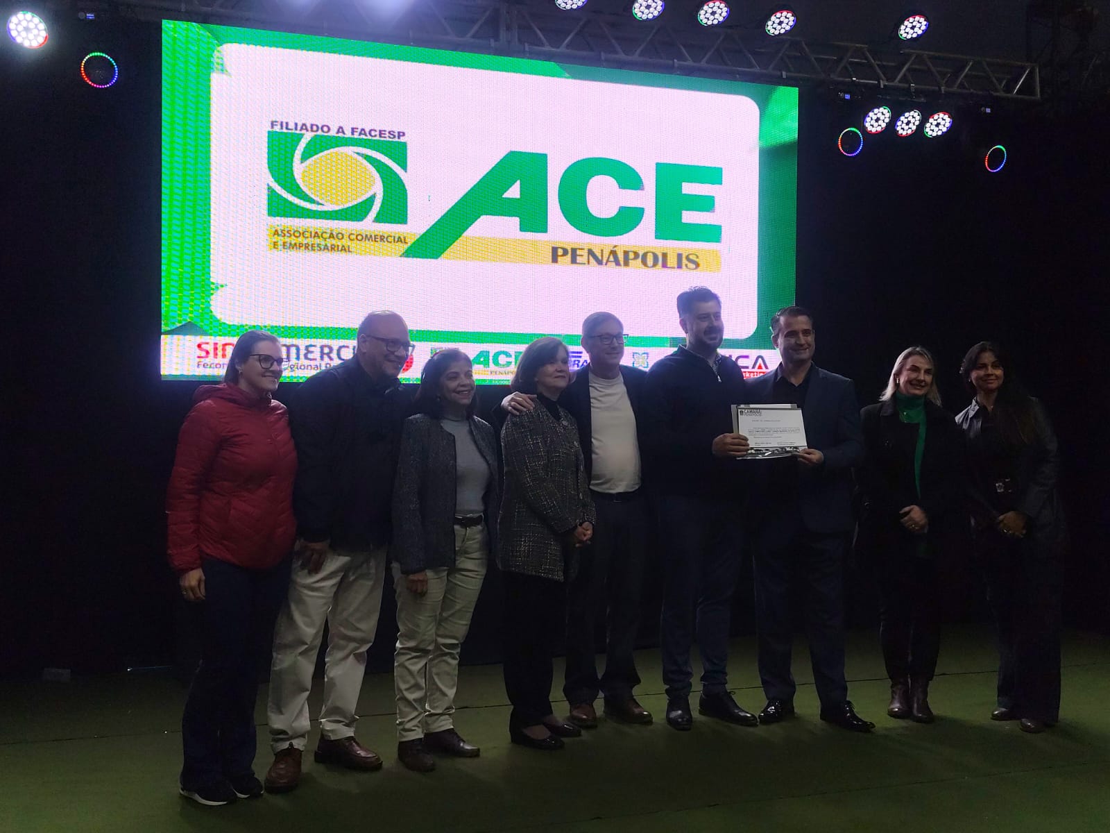 Imagem da notícia Homenagem FUNEPE • Confira o segundo dia da 7ª Feira do Agronegócio
