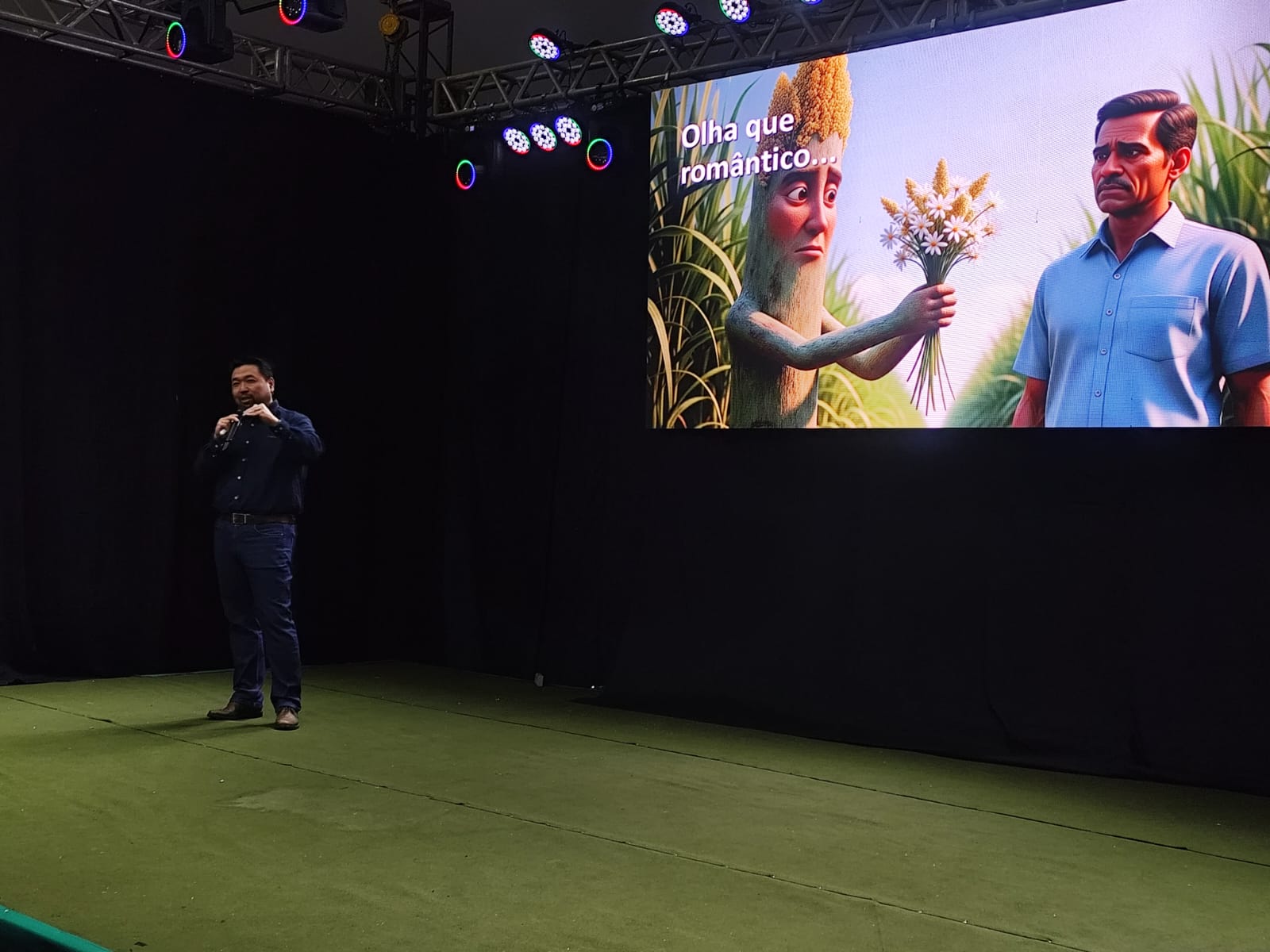 Imagem da notícia Homenagem FUNEPE • Confira o segundo dia da 7ª Feira do Agronegócio