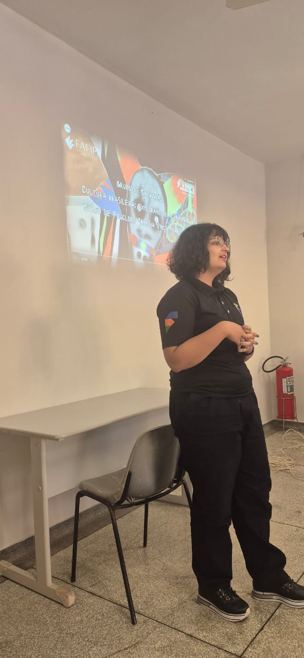 Imagem da notícia Pedagogia realiza 4º encontro de formação do grupo de extensão “Cultura Brasileira, explorando o acervo do Museu de Folclore “Anésia Vince Ferreira”