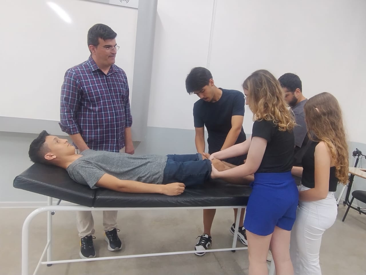 Imagem da notícia Aula Experimental de Medicina: experiência de sucesso para os jovens presentes
