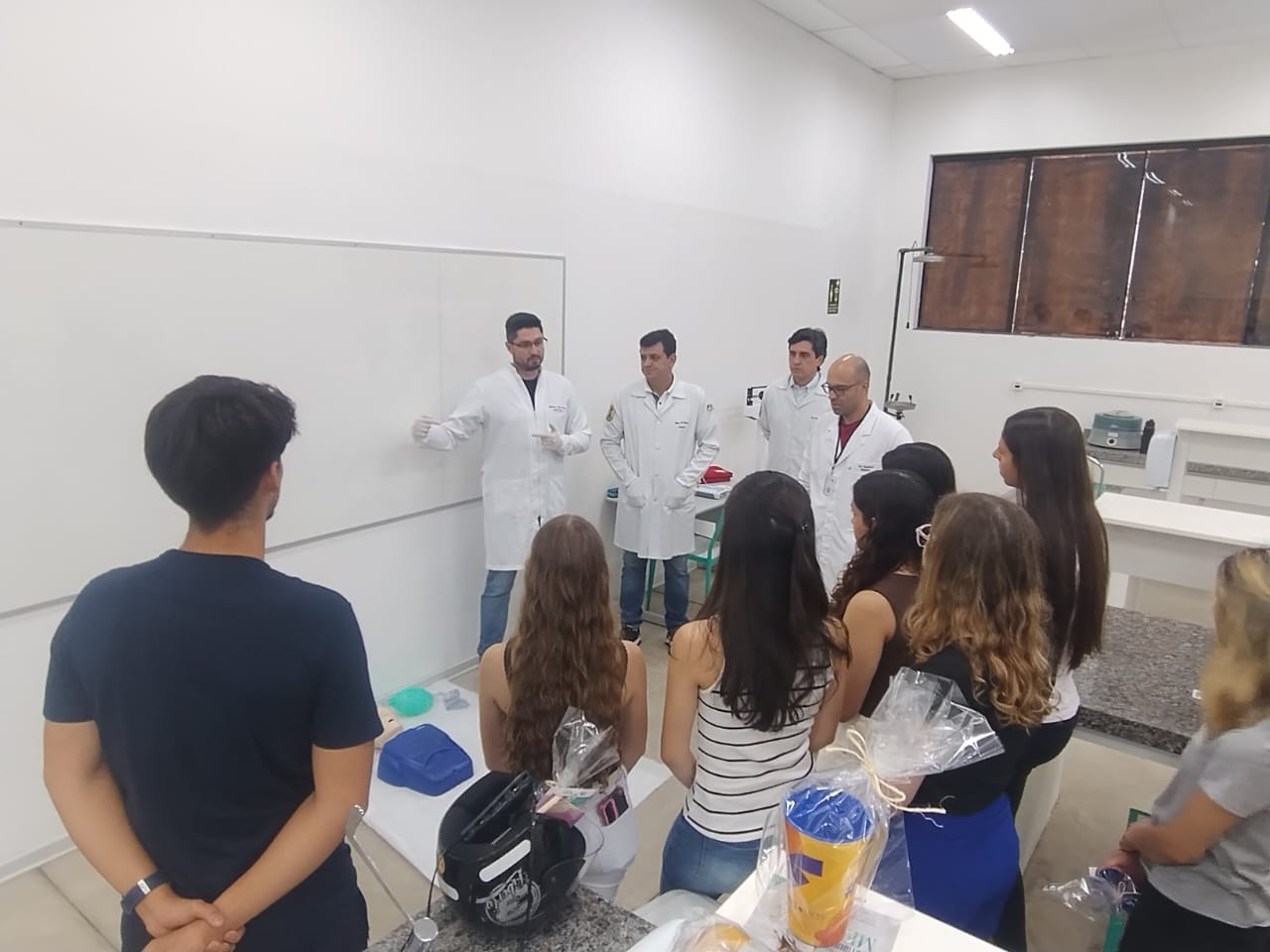 Imagem da notícia Aula Experimental de Medicina: experiência de sucesso para os jovens presentes