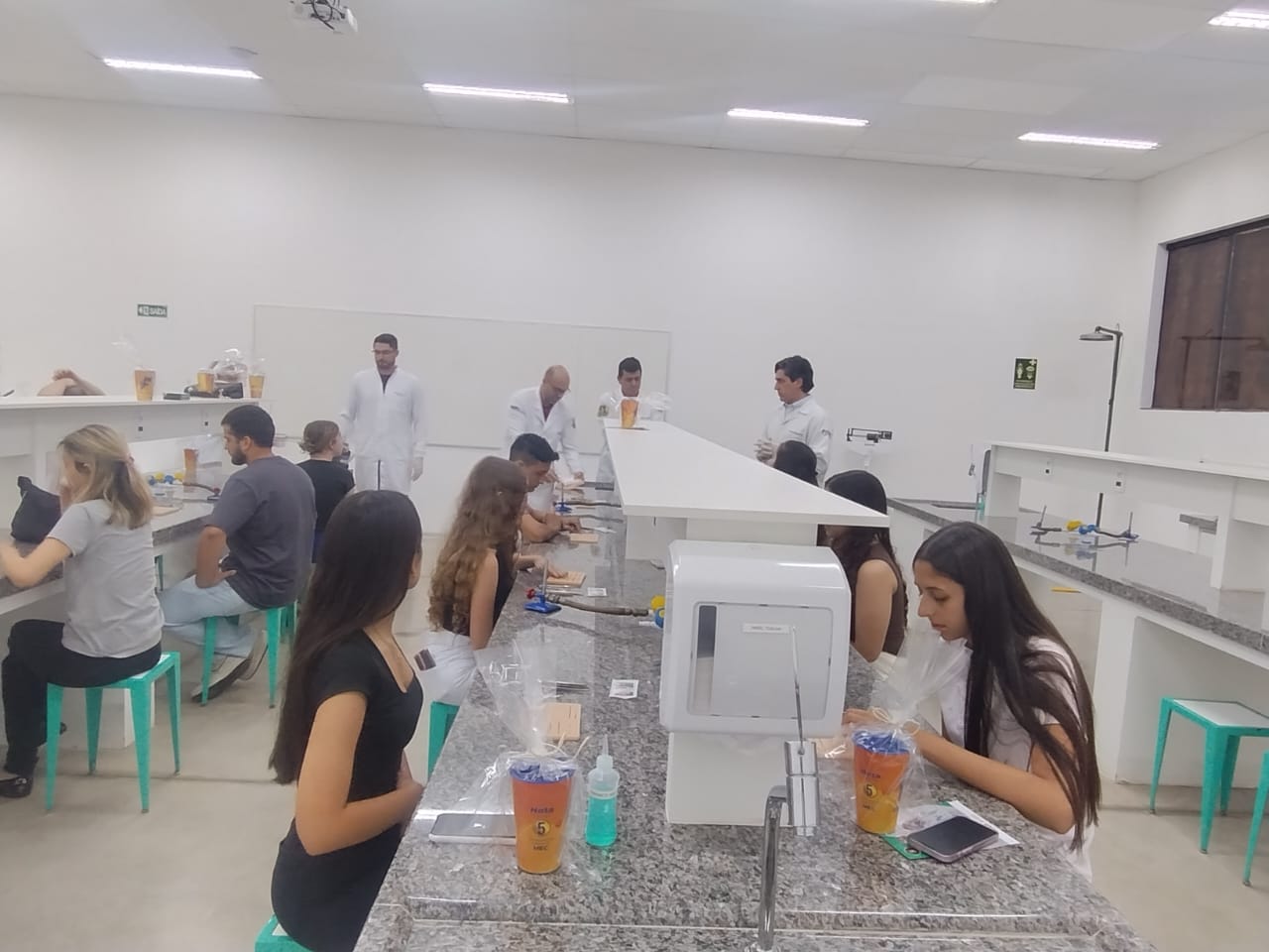 Imagem da notícia Aula Experimental de Medicina: experiência de sucesso para os jovens presentes