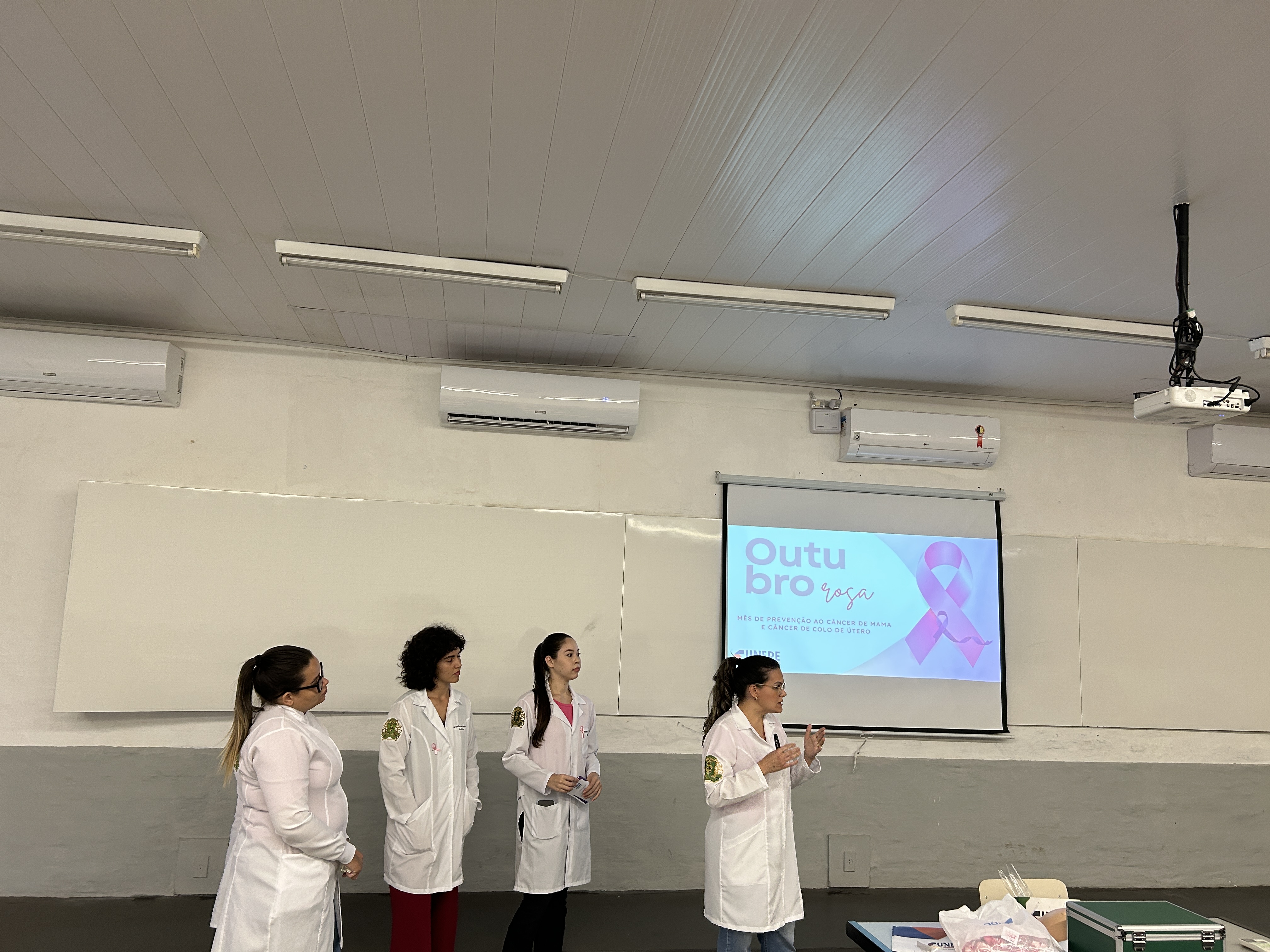 Imagem da notícia CIPA da FUNEPE Promove Ação de Conscientização no Outubro Rosa