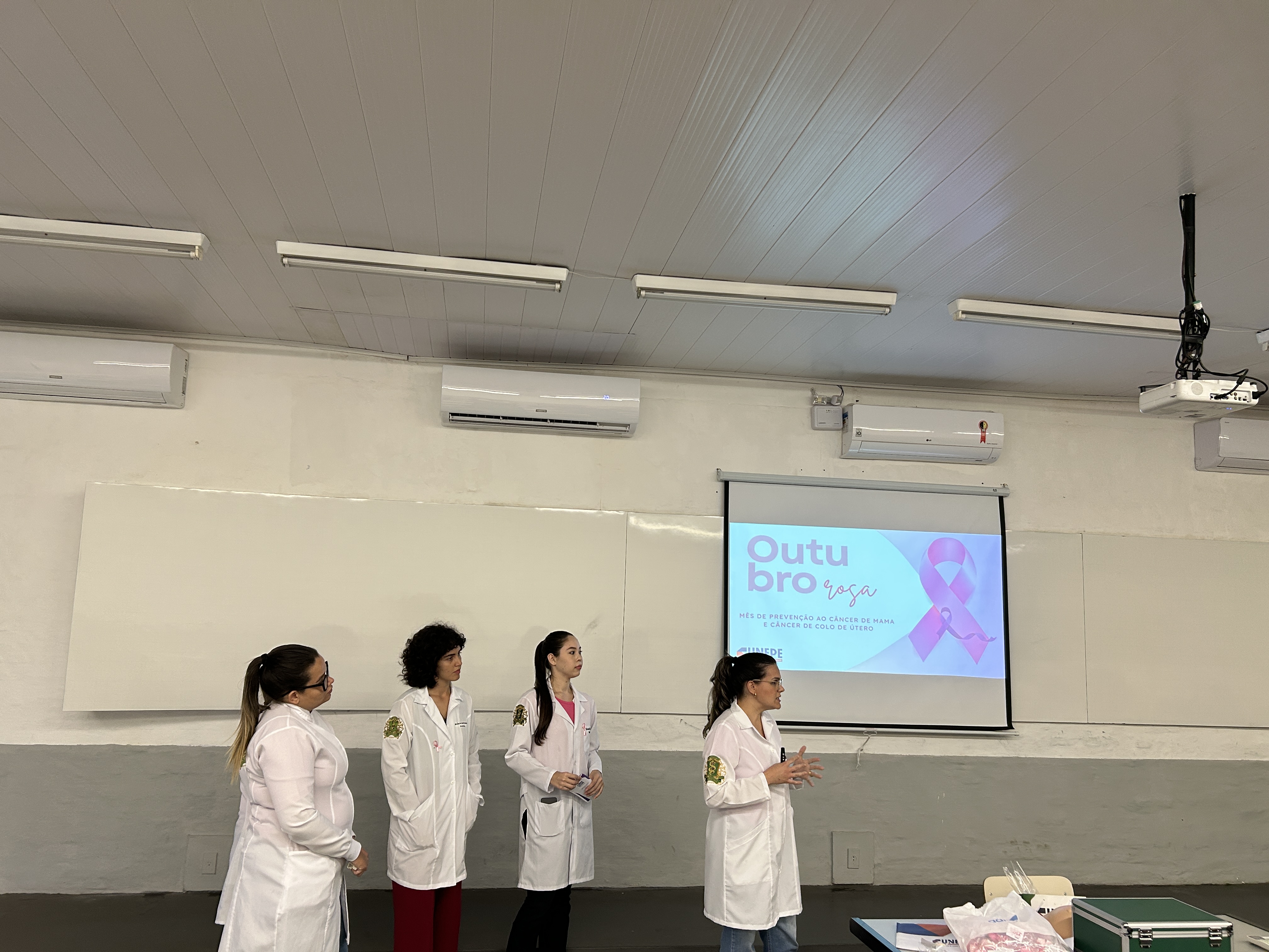 Imagem da notícia CIPA da FUNEPE Promove Ação de Conscientização no Outubro Rosa