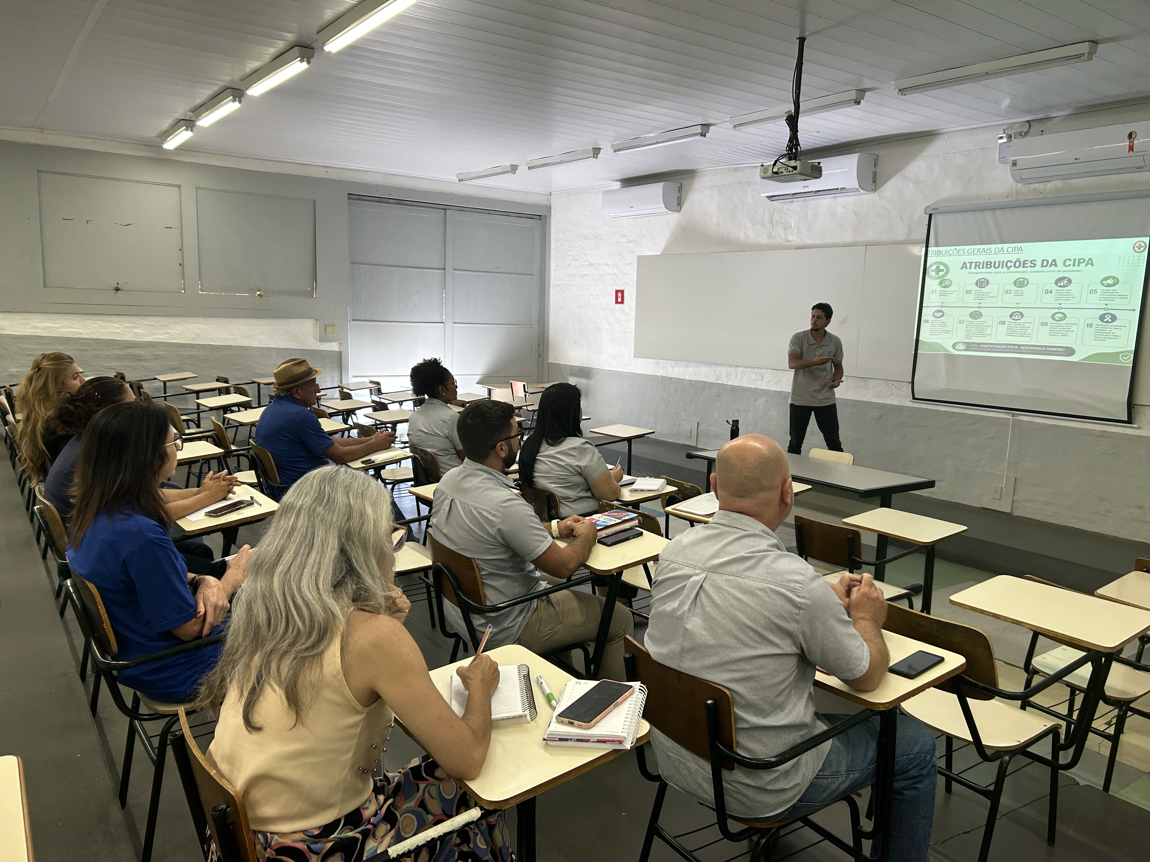CIPA da Fundação Educacional de Penápolis realiza treinamento e reforça cultura de segurança no trabalho