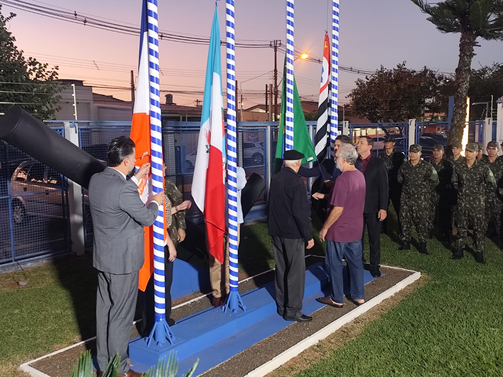 Imagem da notícia FUNEPE celebra 60 anos com cerimônia de homenagens e inauguração de busto do fundador
