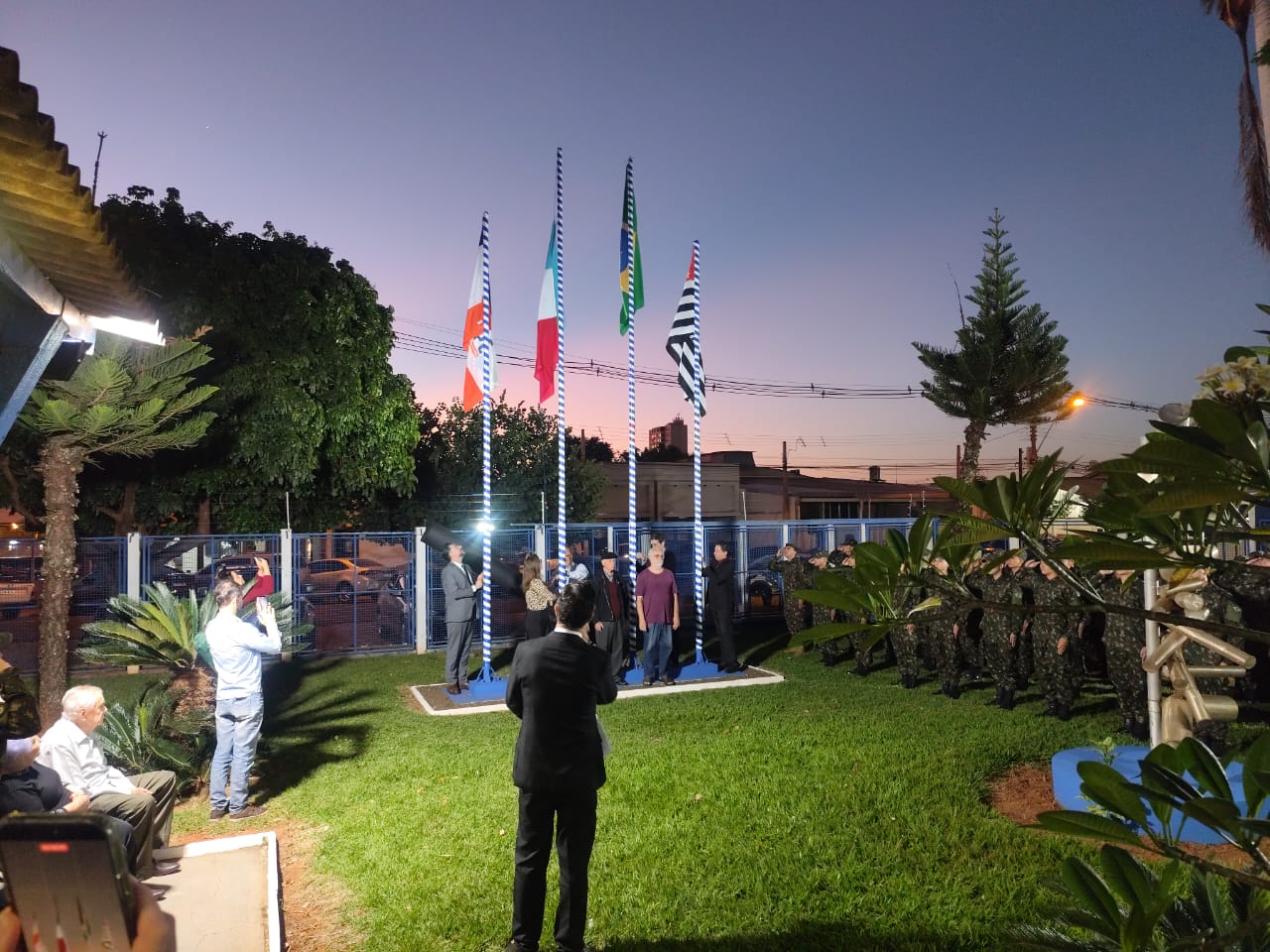 Imagem da notícia FUNEPE celebra 60 anos com cerimônia de homenagens e inauguração de busto do fundador