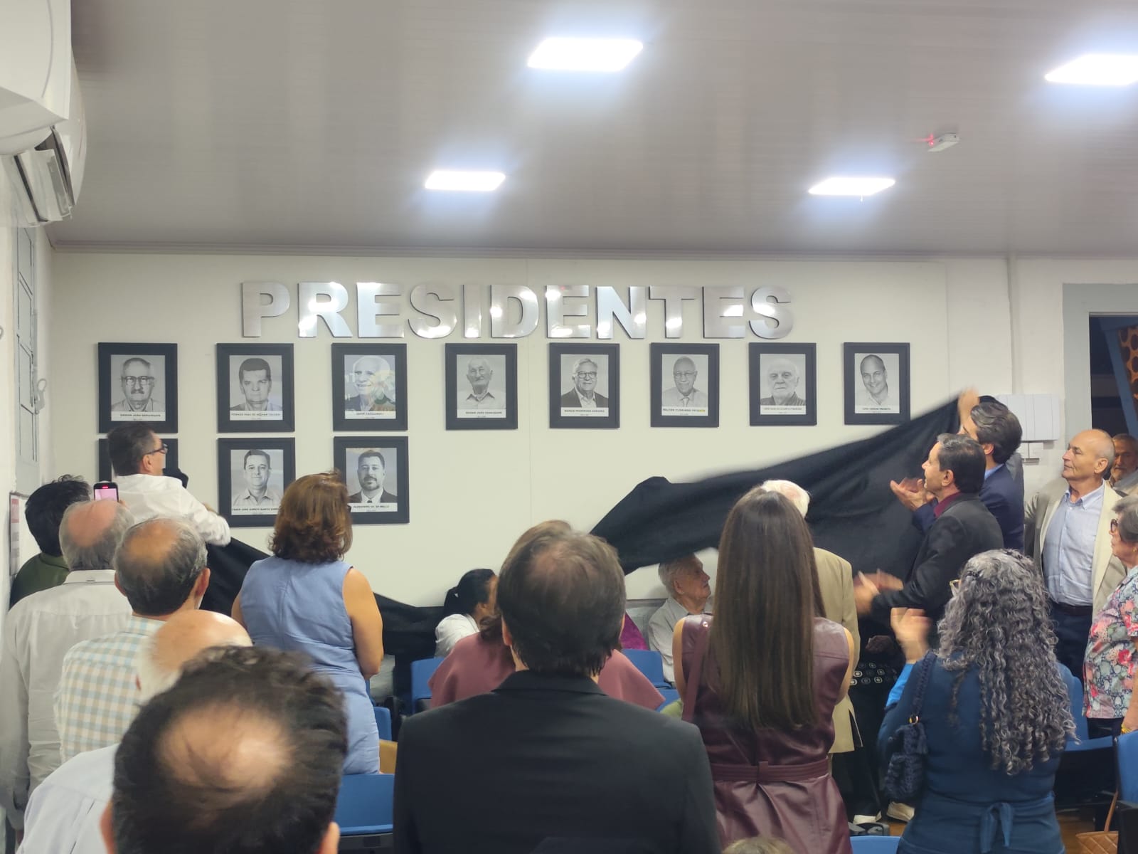 Imagem da notícia FUNEPE celebra 60 anos com cerimônia de homenagens e inauguração de busto do fundador
