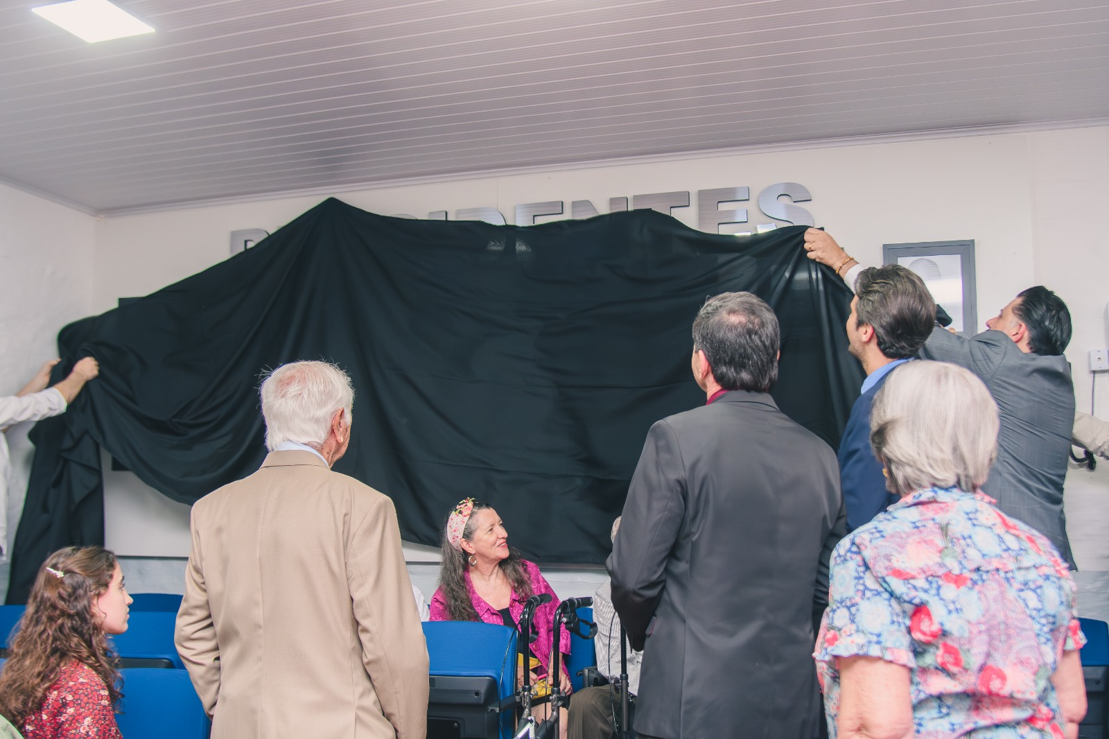 Imagem da notícia FUNEPE celebra 60 anos com cerimônia de homenagens e inauguração de busto do fundador