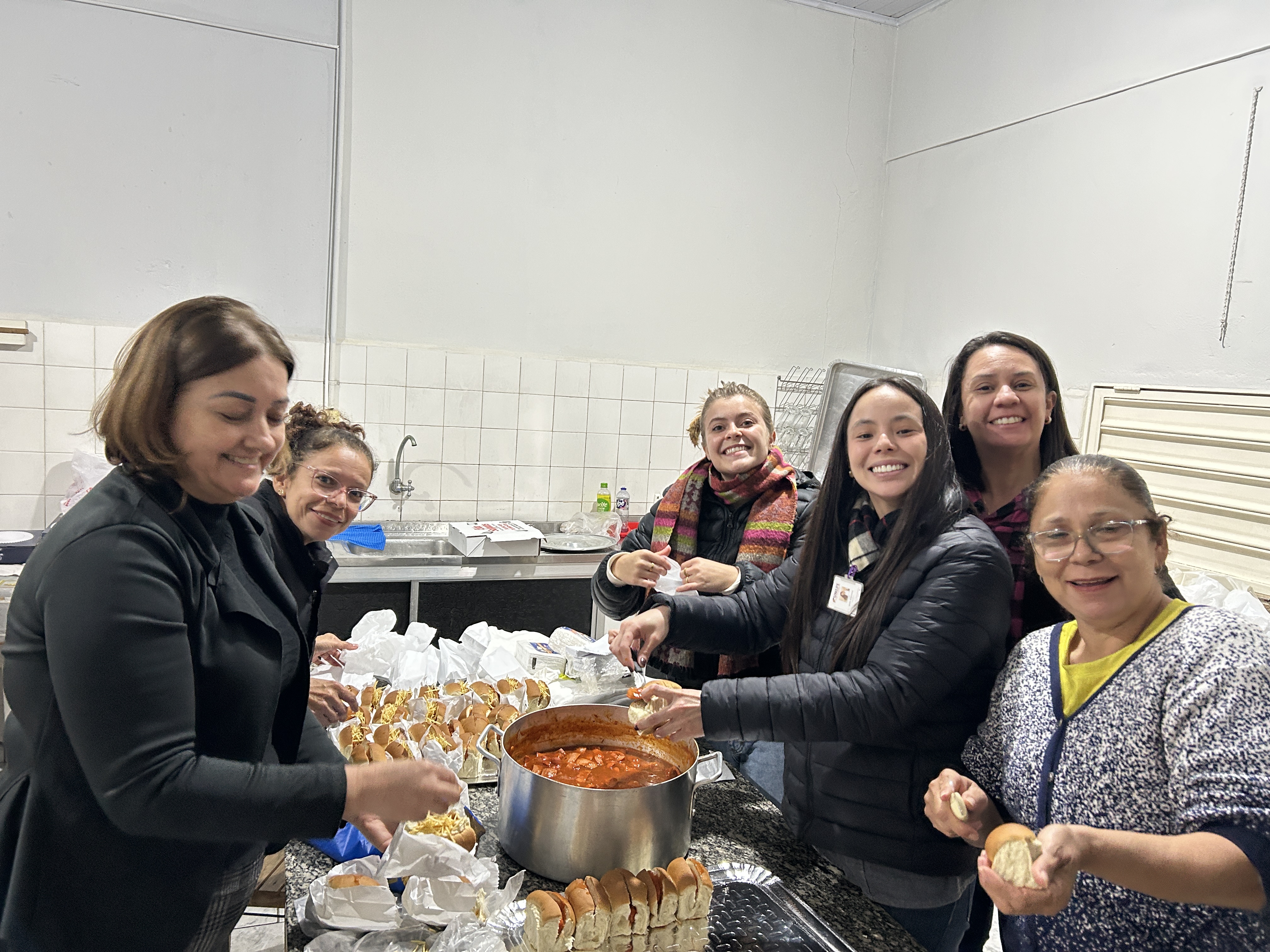 Imagem da notícia FUNEPE promove festa junina para funcionários administrativos em evento de confraternização