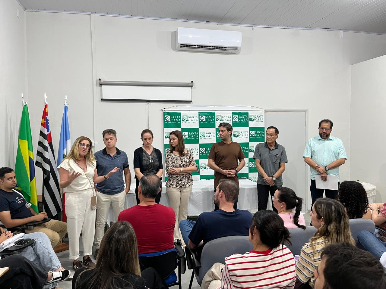 Alunos de Medicina da FUNEPE iniciam práticas na Santa Casa de Penápolis