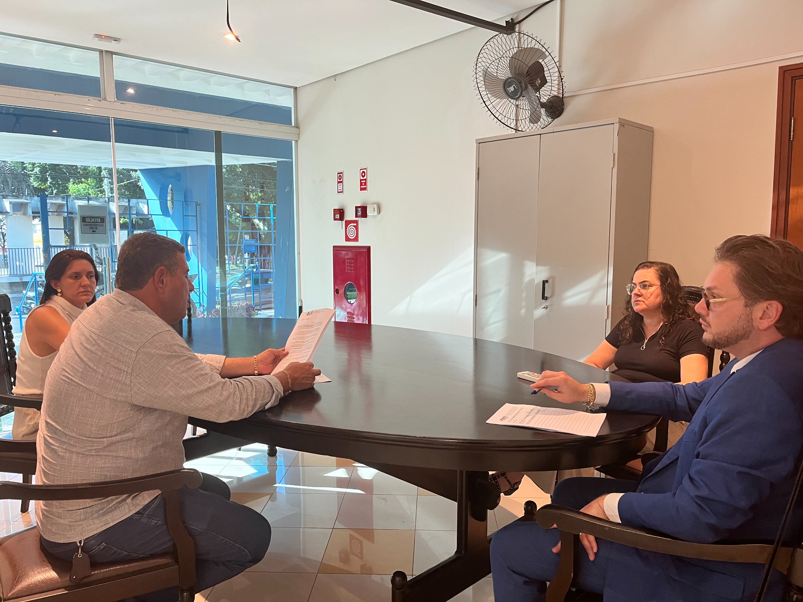 Imagem da notícia Presidente da OAB Penápolis visita Núcleo de Práticas Jurídicas