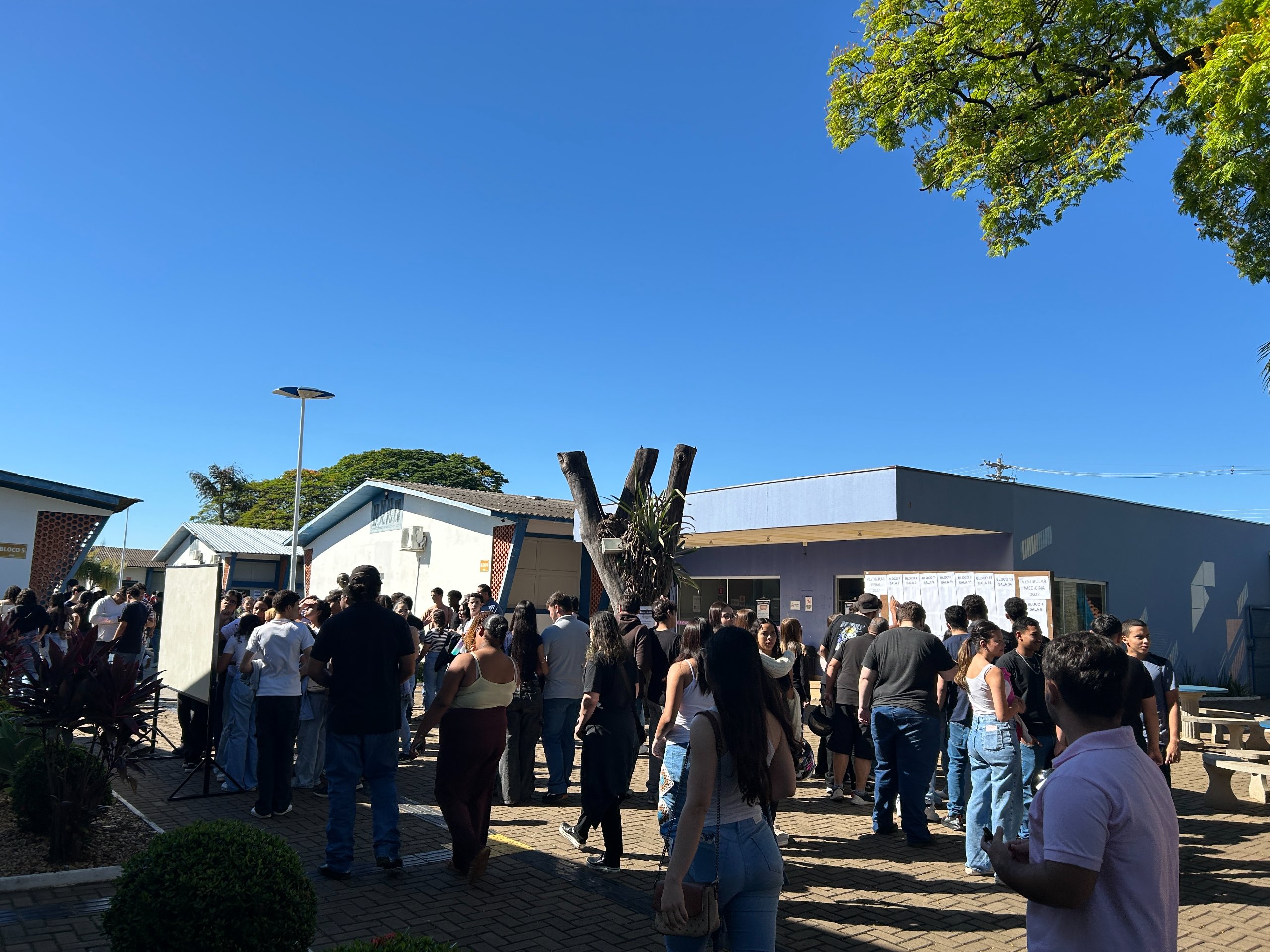 Domingo de Vestibular: Campus I  da FUNEPE recebe público de Penápolis e região
