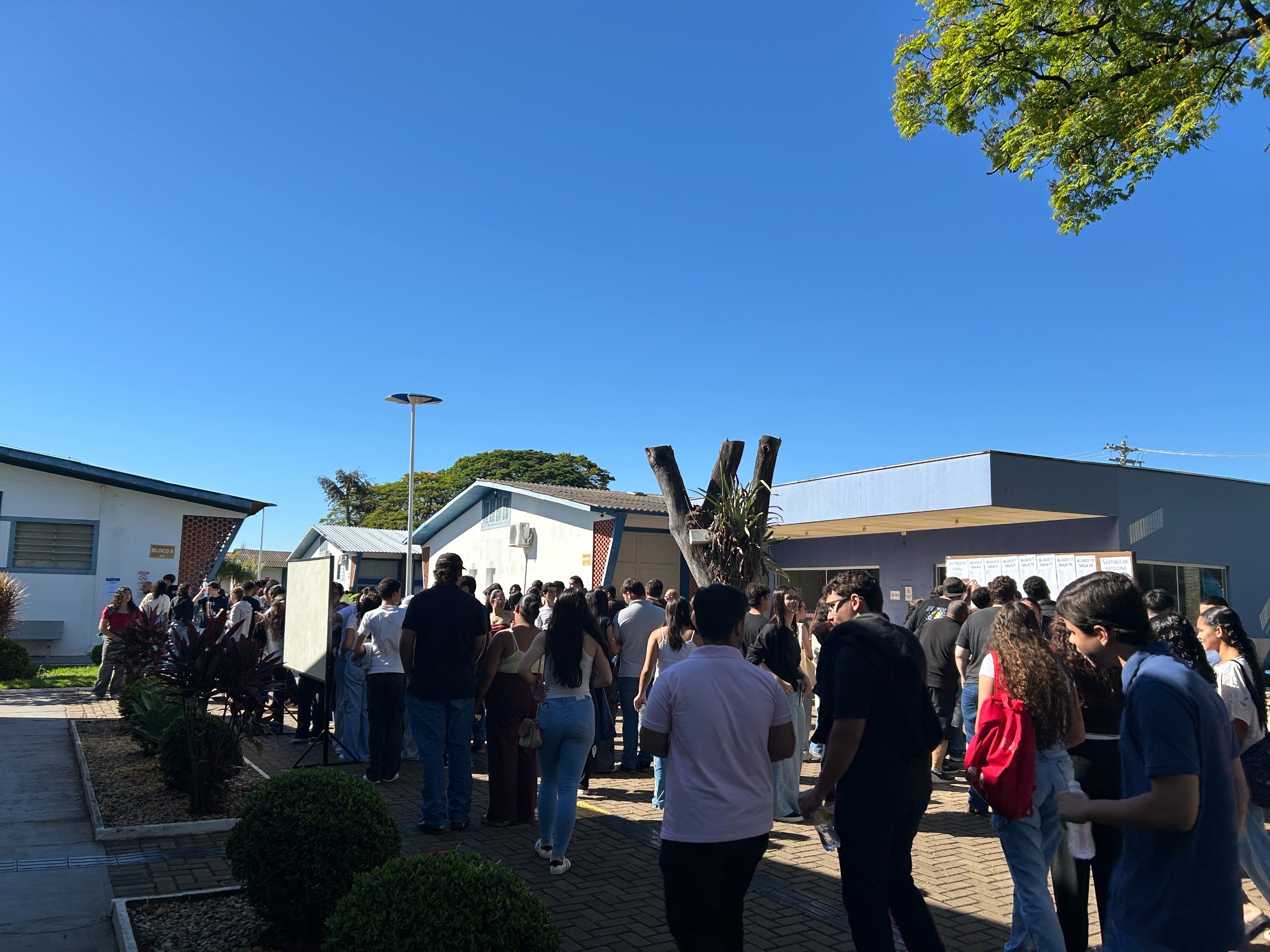 Imagem da notícia Domingo de Vestibular: Campus I da FUNEPE recebe público de Penápolis e região